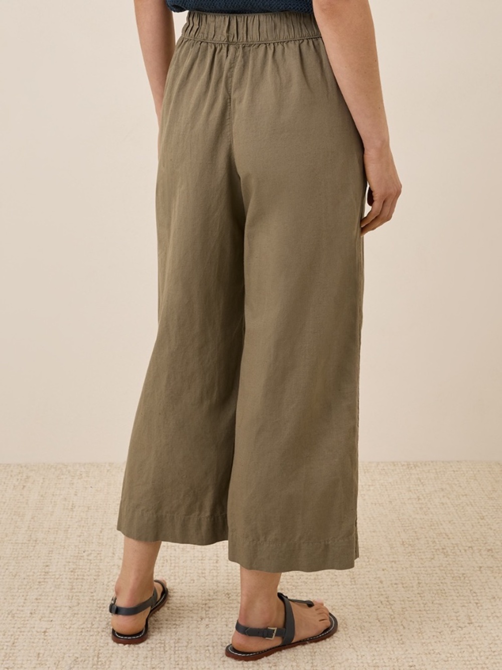 PACT Canopy Linen Blend Pleated Trouser in Khaki Green Size M - Picture 2 of 9